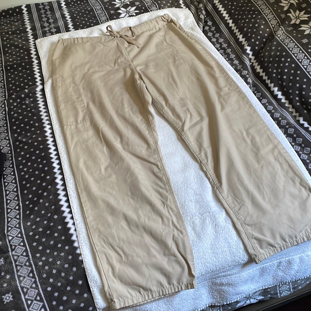 Men’s Cherokee Workwear scrubs 1 pair tan Large